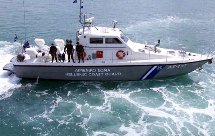 Σαμοθράκη: Δύο συλλήψεις αλλοδαπών για κατοχή ναρκωτικών στο λιμάνι της Καμαριώτισσας 1_limeniko_skafos-1-768x541